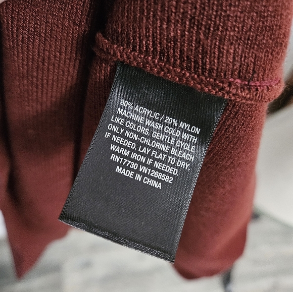 Burgundy Knit Sweater Dress - Picture 4 of 5